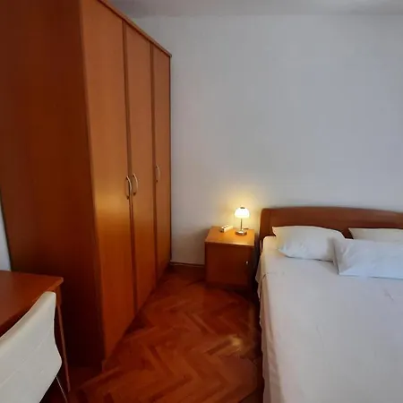 Goran Guest house *